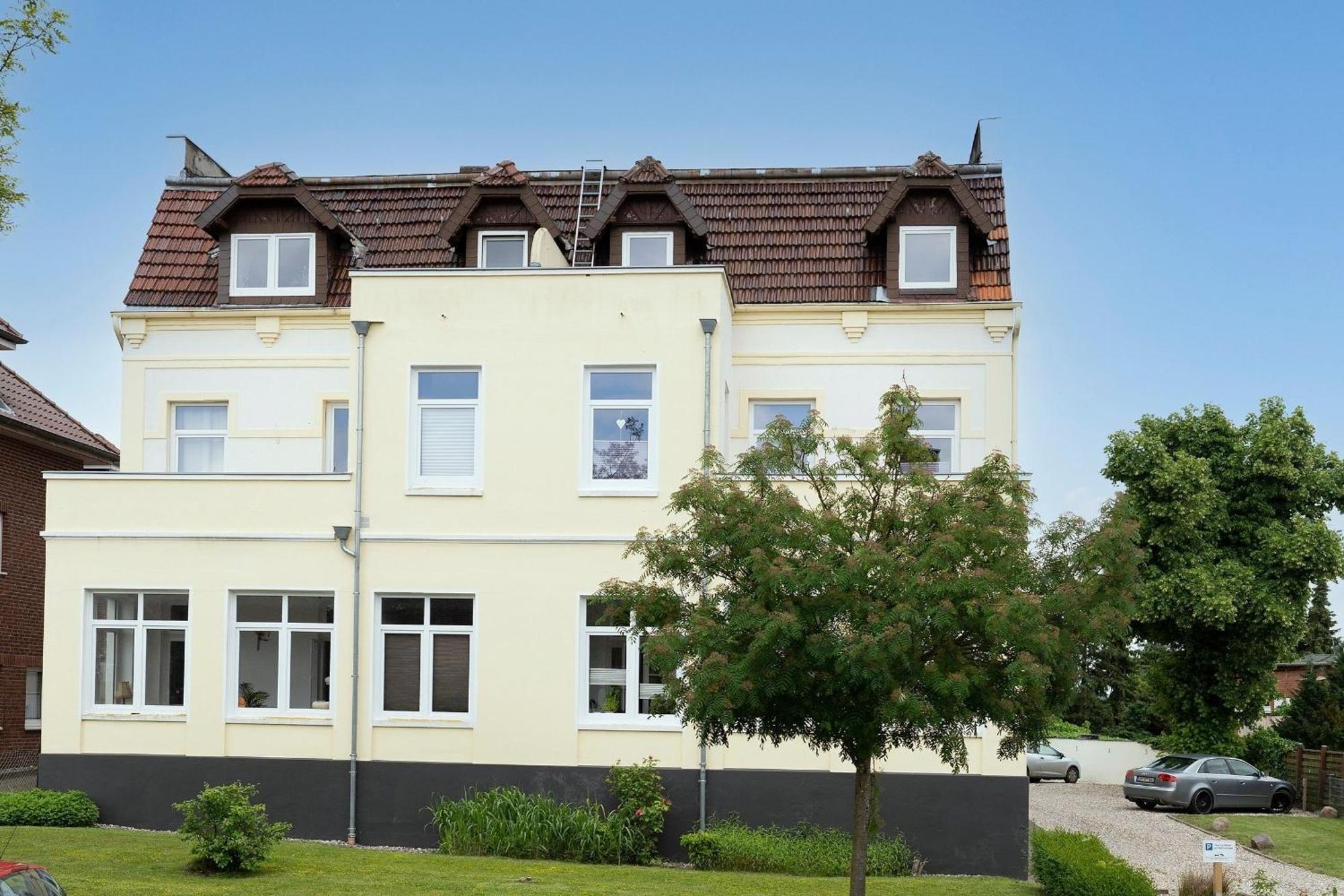 Schoener Ausguck Malente Buitenkant foto